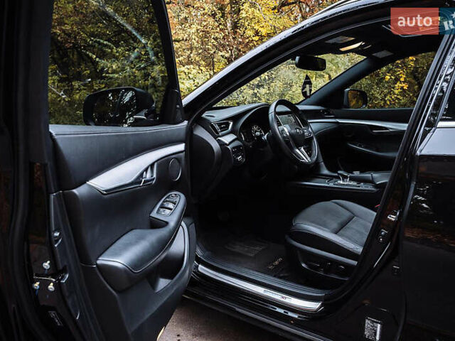 Черный Инфинити QX50, объемом двигателя 2 л и пробегом 64 тыс. км за 24500 $, фото 35 на Automoto.ua