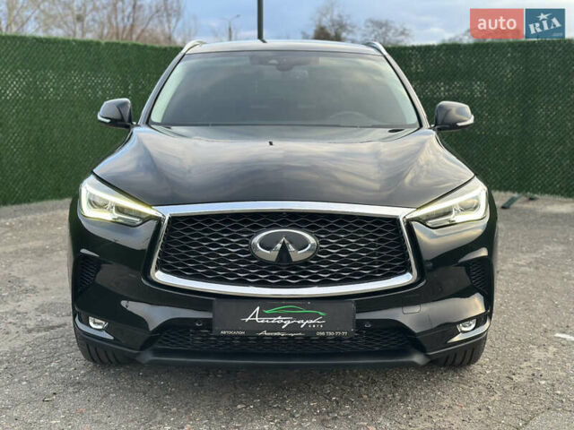 Черный Инфинити QX50, объемом двигателя 2 л и пробегом 79 тыс. км за 26200 $, фото 2 на Automoto.ua