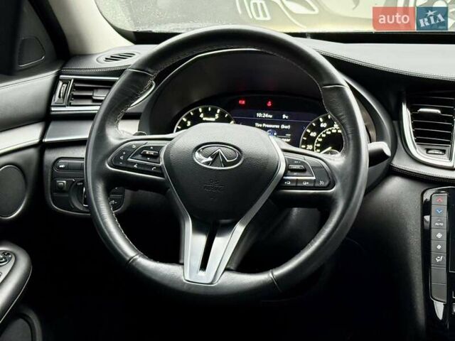 Черный Инфинити QX50, объемом двигателя 2 л и пробегом 34 тыс. км за 24500 $, фото 15 на Automoto.ua