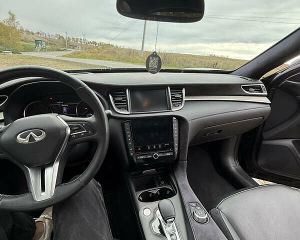 Черный Инфинити QX50, объемом двигателя 2 л и пробегом 102 тыс. км за 28200 $, фото 10 на Automoto.ua