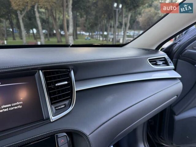 Черный Инфинити QX50, объемом двигателя 2 л и пробегом 84 тыс. км за 23999 $, фото 119 на Automoto.ua