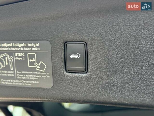 Черный Инфинити QX50, объемом двигателя 2 л и пробегом 87 тыс. км за 23290 $, фото 23 на Automoto.ua