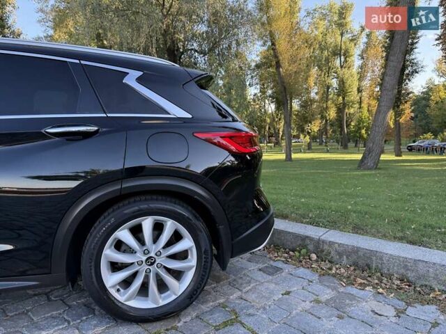 Черный Инфинити QX50, объемом двигателя 2 л и пробегом 84 тыс. км за 23999 $, фото 10 на Automoto.ua