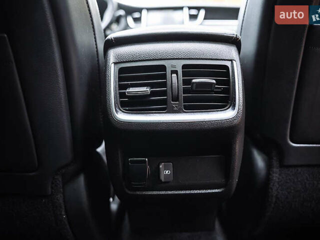 Черный Инфинити QX50, объемом двигателя 2 л и пробегом 64 тыс. км за 24500 $, фото 53 на Automoto.ua