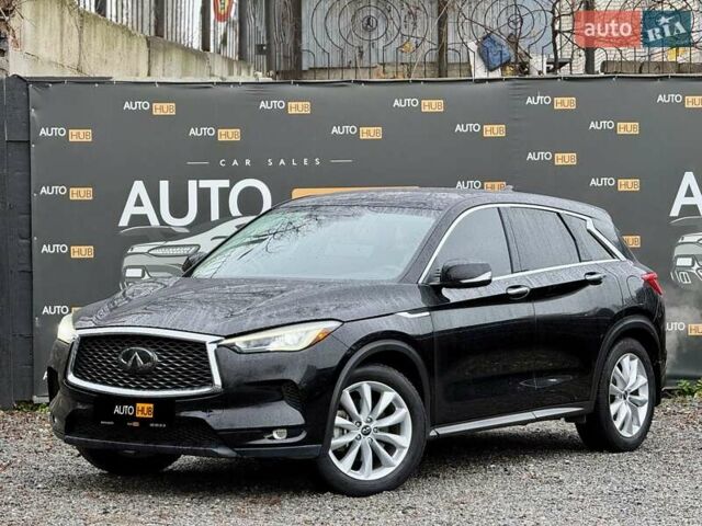 Черный Инфинити QX50, объемом двигателя 2 л и пробегом 34 тыс. км за 24500 $, фото 3 на Automoto.ua