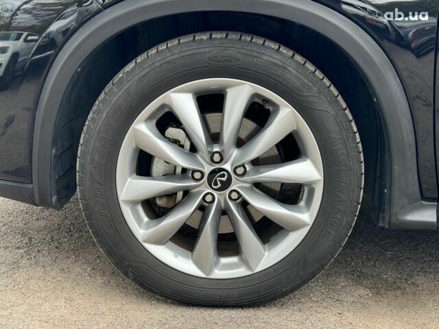 Черный Инфинити QX50, объемом двигателя 2 л и пробегом 87 тыс. км за 23290 $, фото 11 на Automoto.ua