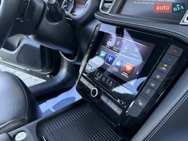 Черный Инфинити QX50, объемом двигателя 2 л и пробегом 84 тыс. км за 23999 $, фото 151 на Automoto.ua