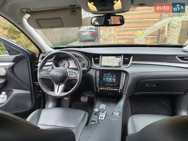 Черный Инфинити QX50, объемом двигателя 2 л и пробегом 17 тыс. км за 31000 $, фото 15 на Automoto.ua