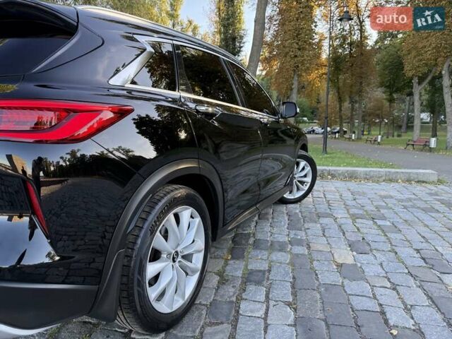 Черный Инфинити QX50, объемом двигателя 2 л и пробегом 84 тыс. км за 23999 $, фото 81 на Automoto.ua