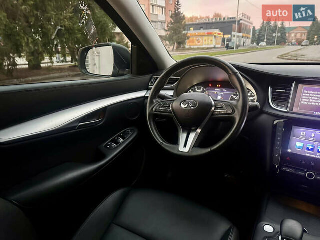 Черный Инфинити QX50, объемом двигателя 1.99 л и пробегом 120 тыс. км за 20350 $, фото 71 на Automoto.ua