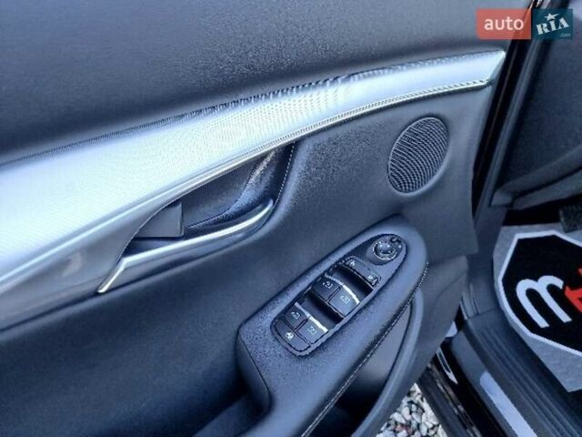 Черный Инфинити QX50, объемом двигателя 2 л и пробегом 68 тыс. км за 23500 $, фото 42 на Automoto.ua