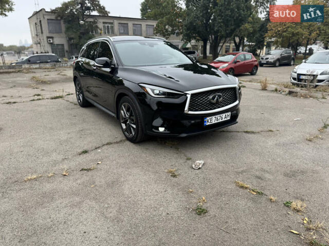 Черный Инфинити QX50, объемом двигателя 2 л и пробегом 129 тыс. км за 24000 $, фото 3 на Automoto.ua