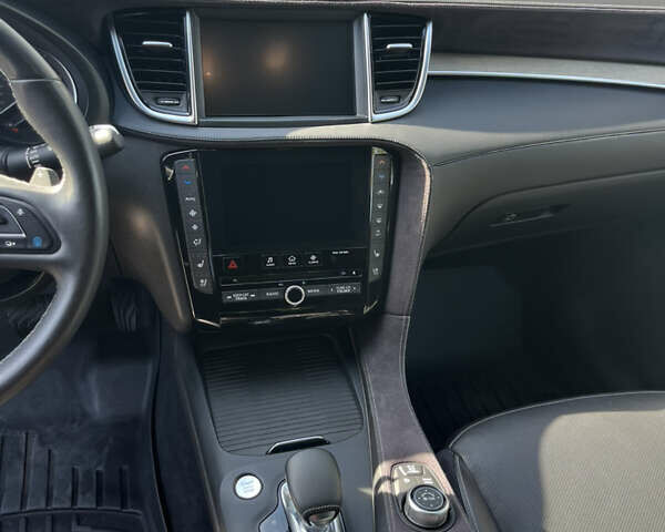 Черный Инфинити QX50, объемом двигателя 0 л и пробегом 51 тыс. км за 25500 $, фото 18 на Automoto.ua