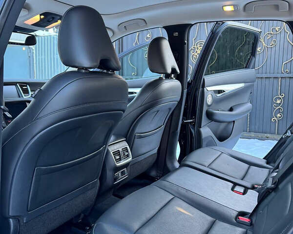 Черный Инфинити QX50, объемом двигателя 2 л и пробегом 64 тыс. км за 23900 $, фото 28 на Automoto.ua