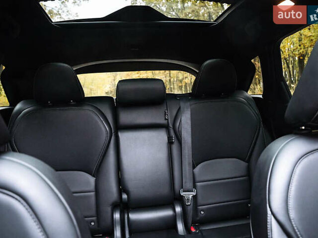 Черный Инфинити QX50, объемом двигателя 2 л и пробегом 64 тыс. км за 24500 $, фото 41 на Automoto.ua