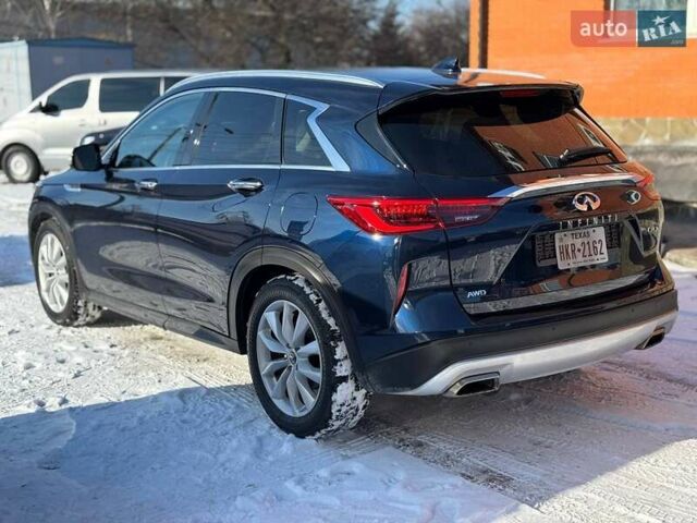 Черный Инфинити QX50, объемом двигателя 2 л и пробегом 64 тыс. км за 23900 $, фото 3 на Automoto.ua