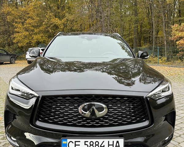 Черный Инфинити QX50, объемом двигателя 2 л и пробегом 102 тыс. км за 28200 $, фото 1 на Automoto.ua