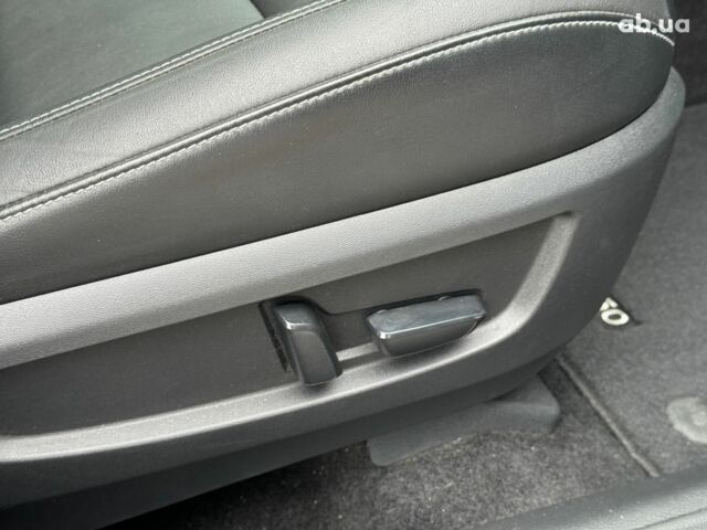 Черный Инфинити QX50, объемом двигателя 2 л и пробегом 87 тыс. км за 23290 $, фото 27 на Automoto.ua