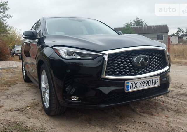 Черный Инфинити QX50, объемом двигателя 2 л и пробегом 32 тыс. км за 26000 $, фото 5 на Automoto.ua