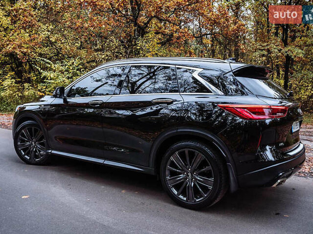 Черный Инфинити QX50, объемом двигателя 2 л и пробегом 64 тыс. км за 24500 $, фото 11 на Automoto.ua