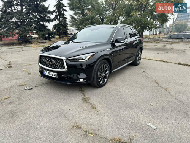 Черный Инфинити QX50, объемом двигателя 2 л и пробегом 129 тыс. км за 24000 $, фото 2 на Automoto.ua