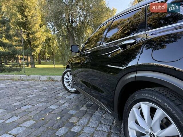 Черный Инфинити QX50, объемом двигателя 2 л и пробегом 84 тыс. км за 23999 $, фото 65 на Automoto.ua
