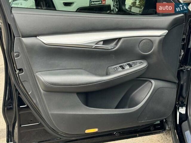 Черный Инфинити QX50, объемом двигателя 2 л и пробегом 87 тыс. км за 23290 $, фото 13 на Automoto.ua