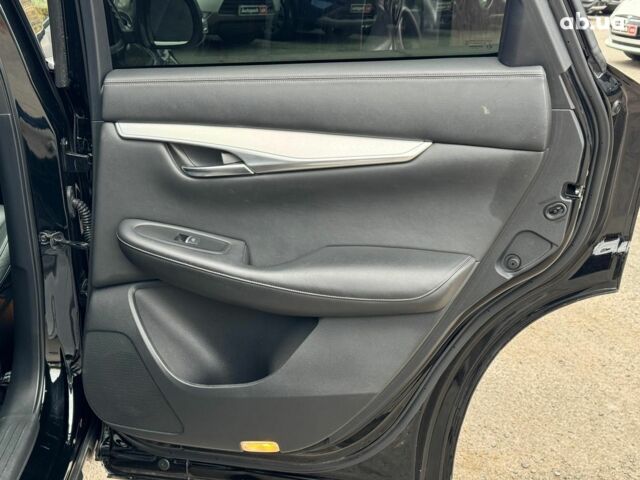 Черный Инфинити QX50, объемом двигателя 2 л и пробегом 87 тыс. км за 23290 $, фото 23 на Automoto.ua