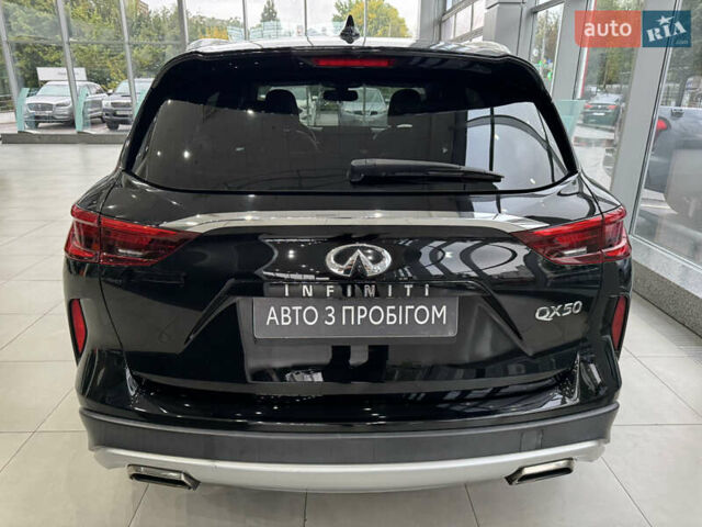 Черный Инфинити QX50, объемом двигателя 2 л и пробегом 135 тыс. км за 21950 $, фото 3 на Automoto.ua