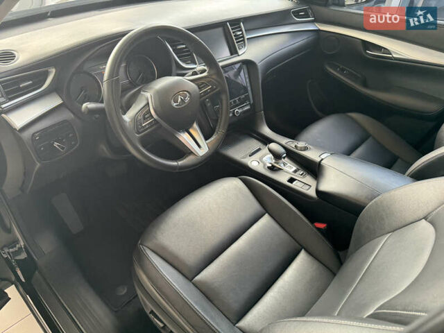 Черный Инфинити QX50, объемом двигателя 2 л и пробегом 135 тыс. км за 21950 $, фото 8 на Automoto.ua