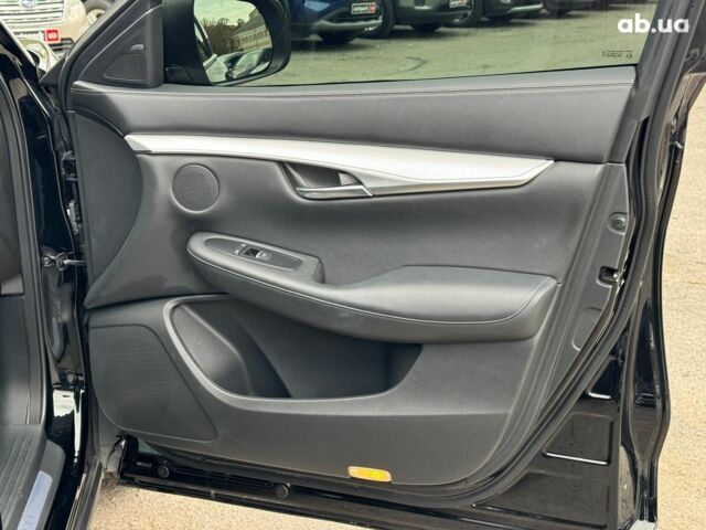 Черный Инфинити QX50, объемом двигателя 2 л и пробегом 87 тыс. км за 23290 $, фото 25 на Automoto.ua