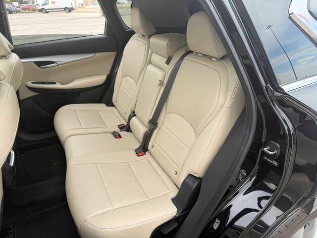 Черный Инфинити QX50, объемом двигателя 2 л и пробегом 44 тыс. км за 10000 $, фото 13 на Automoto.ua