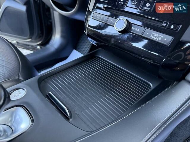 Черный Инфинити QX50, объемом двигателя 2 л и пробегом 84 тыс. км за 23999 $, фото 153 на Automoto.ua