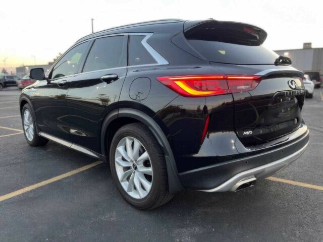 Черный Инфинити QX50, объемом двигателя 2 л и пробегом 37 тыс. км за 9000 $, фото 6 на Automoto.ua