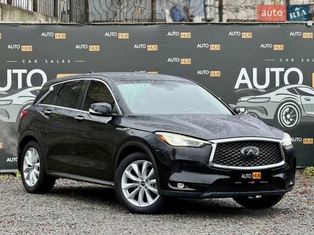 Черный Инфинити QX50, объемом двигателя 2 л и пробегом 34 тыс. км за 24500 $, фото 1 на Automoto.ua