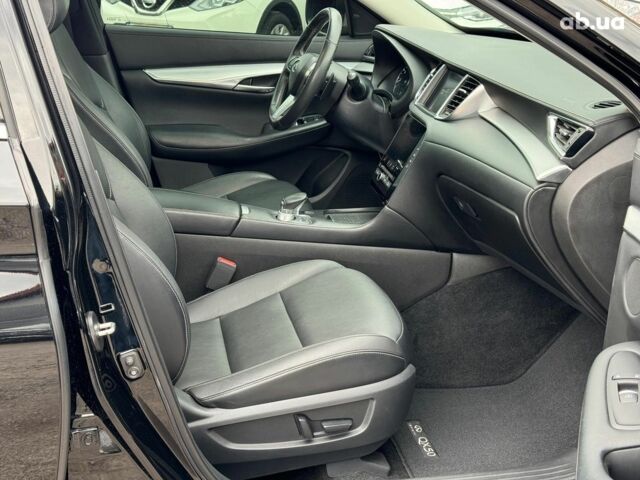 Черный Инфинити QX50, объемом двигателя 2 л и пробегом 87 тыс. км за 23290 $, фото 26 на Automoto.ua