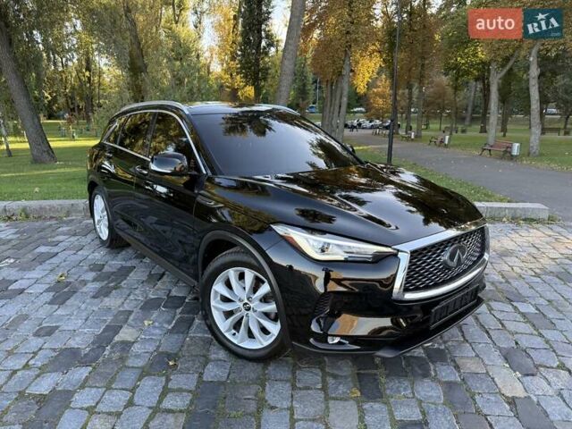 Черный Инфинити QX50, объемом двигателя 2 л и пробегом 84 тыс. км за 23999 $, фото 47 на Automoto.ua