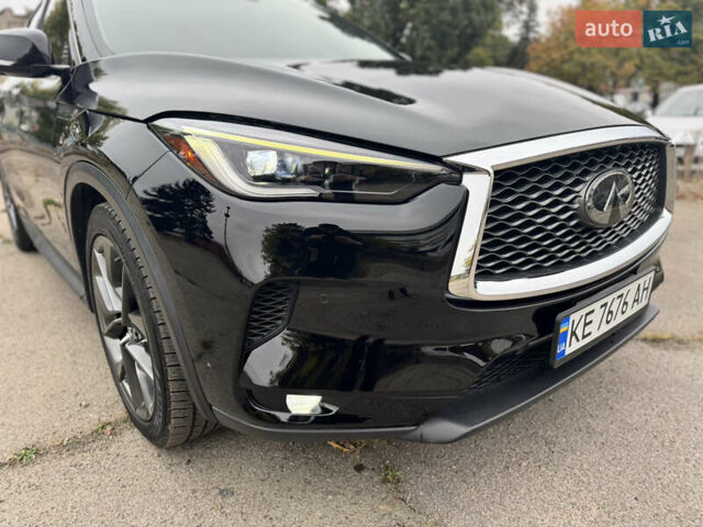 Черный Инфинити QX50, объемом двигателя 2 л и пробегом 129 тыс. км за 24000 $, фото 1 на Automoto.ua