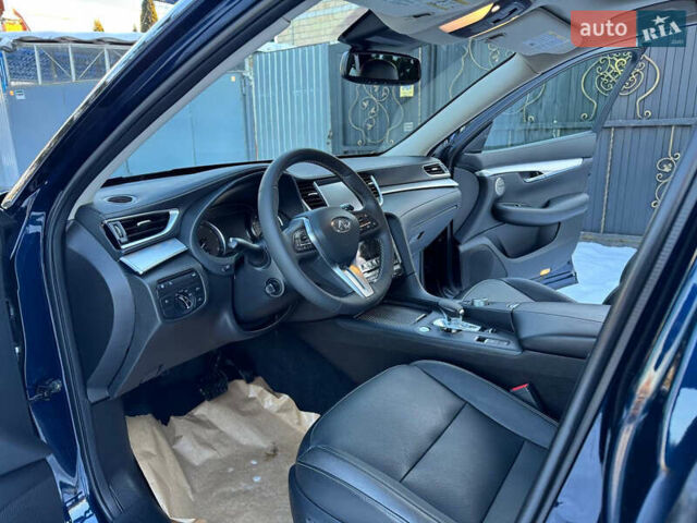 Черный Инфинити QX50, объемом двигателя 2 л и пробегом 64 тыс. км за 23900 $, фото 21 на Automoto.ua