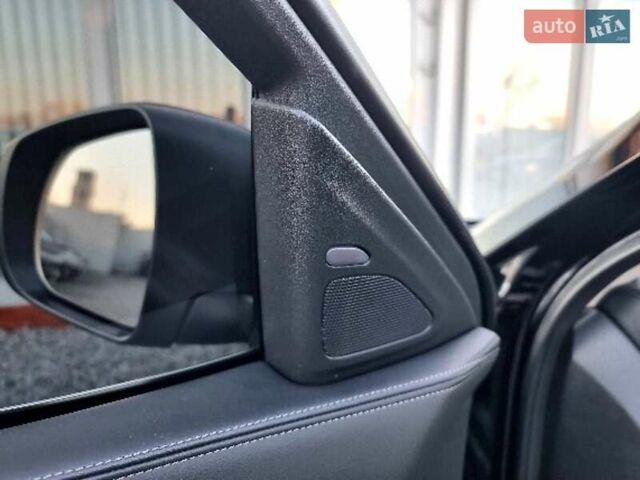 Черный Инфинити QX50, объемом двигателя 2 л и пробегом 68 тыс. км за 23500 $, фото 44 на Automoto.ua