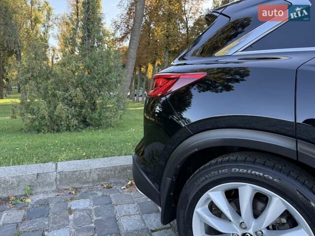 Черный Инфинити QX50, объемом двигателя 2 л и пробегом 84 тыс. км за 23999 $, фото 40 на Automoto.ua