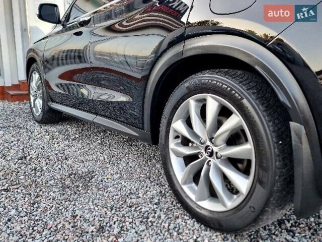 Черный Инфинити QX50, объемом двигателя 2 л и пробегом 68 тыс. км за 23500 $, фото 36 на Automoto.ua