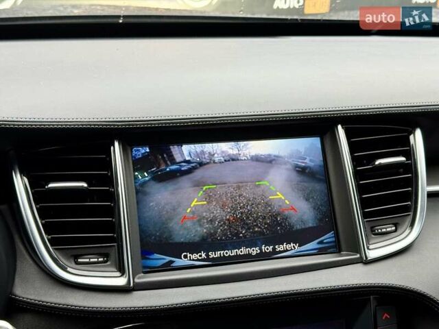 Черный Инфинити QX50, объемом двигателя 2 л и пробегом 34 тыс. км за 24500 $, фото 17 на Automoto.ua