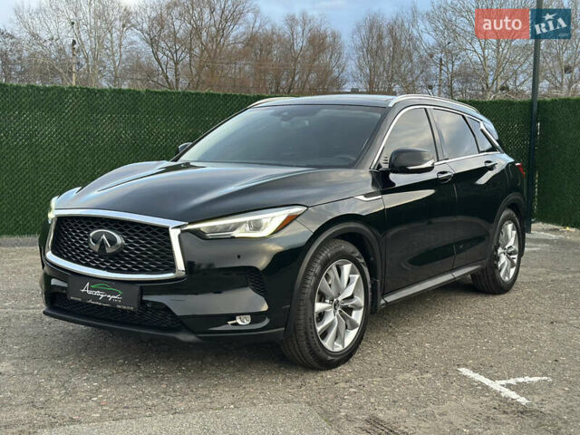 Черный Инфинити QX50, объемом двигателя 2 л и пробегом 79 тыс. км за 26200 $, фото 5 на Automoto.ua