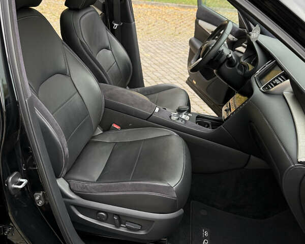 Черный Инфинити QX50, объемом двигателя 2 л и пробегом 102 тыс. км за 28200 $, фото 12 на Automoto.ua