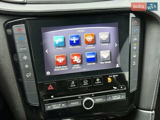 Черный Инфинити QX50, объемом двигателя 2 л и пробегом 34 тыс. км за 24500 $, фото 18 на Automoto.ua