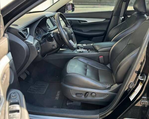 Чорний Інфініті QX50, об'ємом двигуна 1.99 л та пробігом 80 тис. км за 23000 $, фото 30 на Automoto.ua