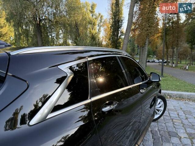 Черный Инфинити QX50, объемом двигателя 2 л и пробегом 84 тыс. км за 23999 $, фото 86 на Automoto.ua