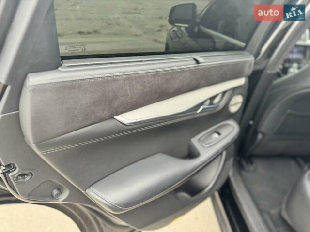 Черный Инфинити QX50, объемом двигателя 2 л и пробегом 129 тыс. км за 24000 $, фото 20 на Automoto.ua