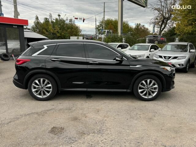 Черный Инфинити QX50, объемом двигателя 2 л и пробегом 87 тыс. км за 23290 $, фото 4 на Automoto.ua